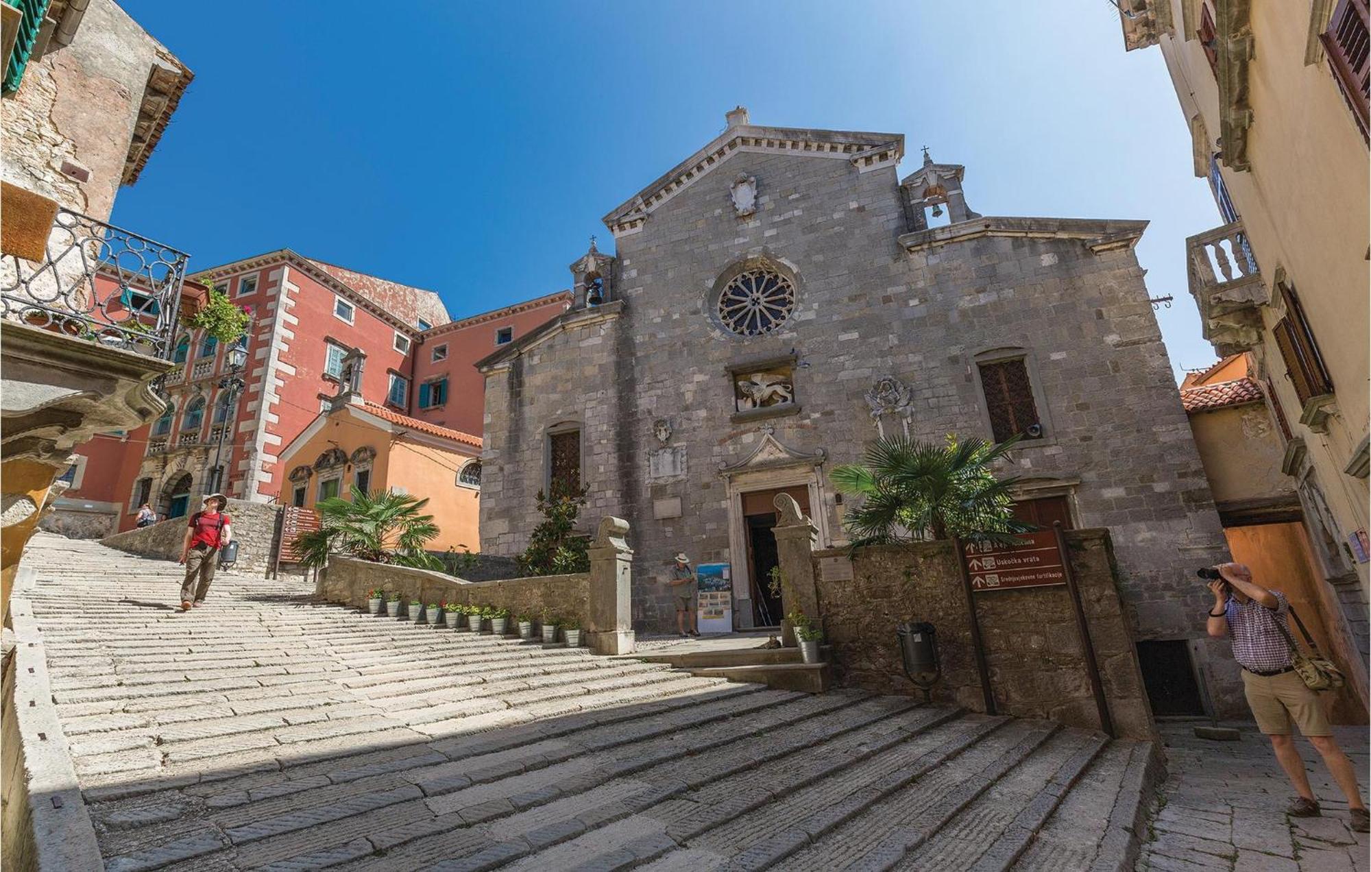Awesome Apartment In Labin With Wifi Rasa Exterior photo
