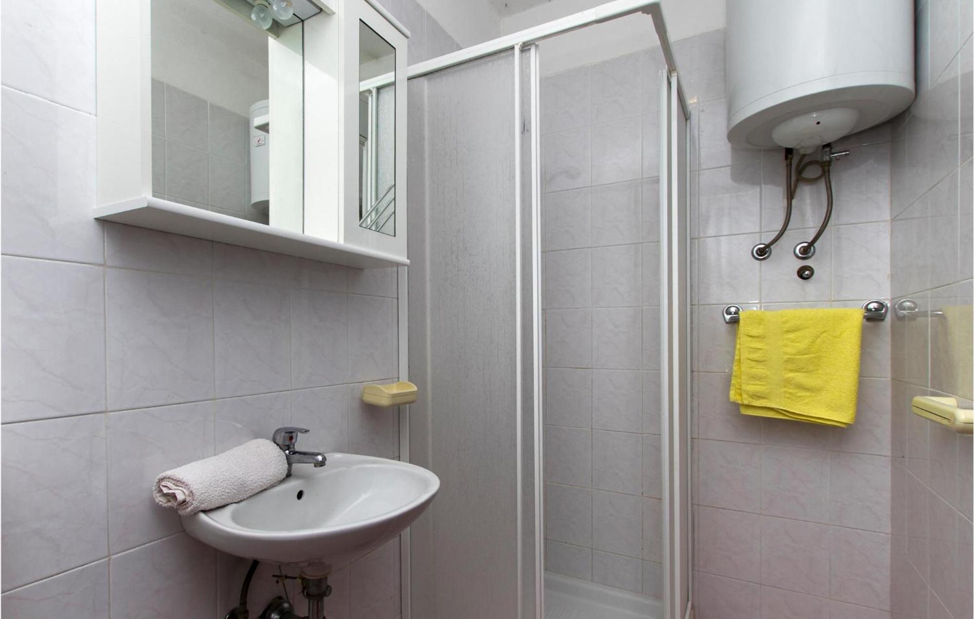 Awesome Apartment In Labin With Wifi Rasa Exterior photo