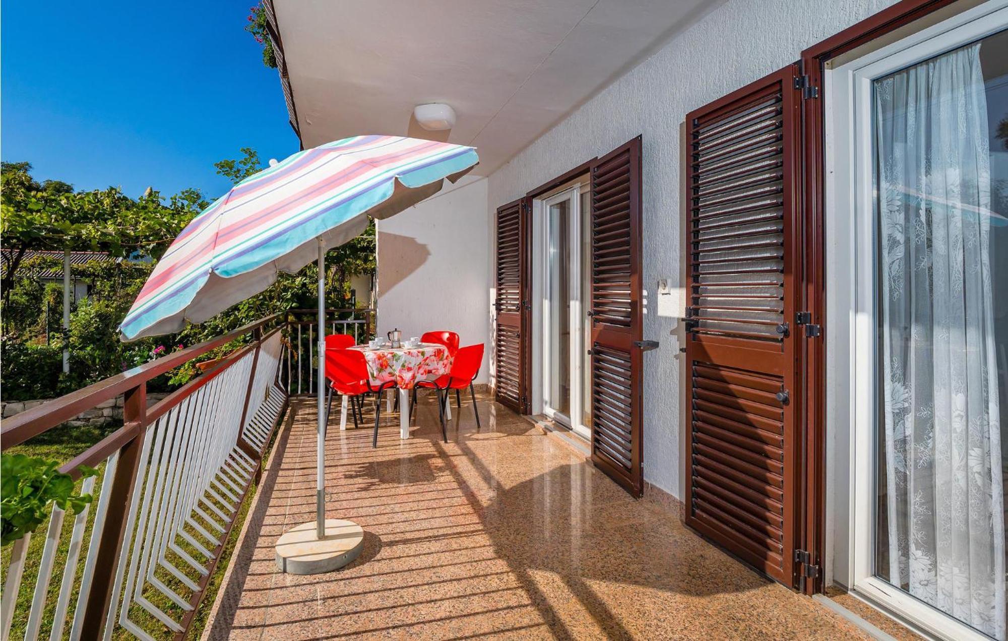 Awesome Apartment In Labin With Wifi Rasa Exterior photo